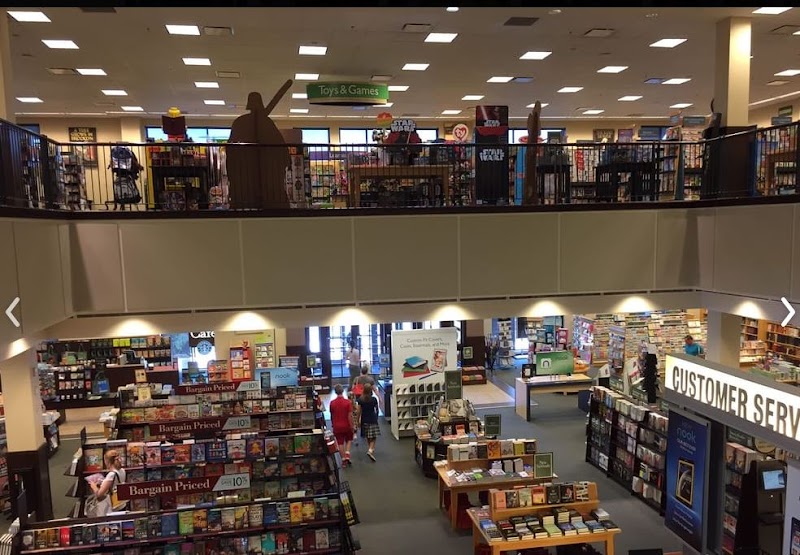 Barnes & Noble Gallery Image