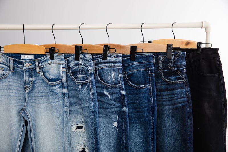 Buckle Gallery Image