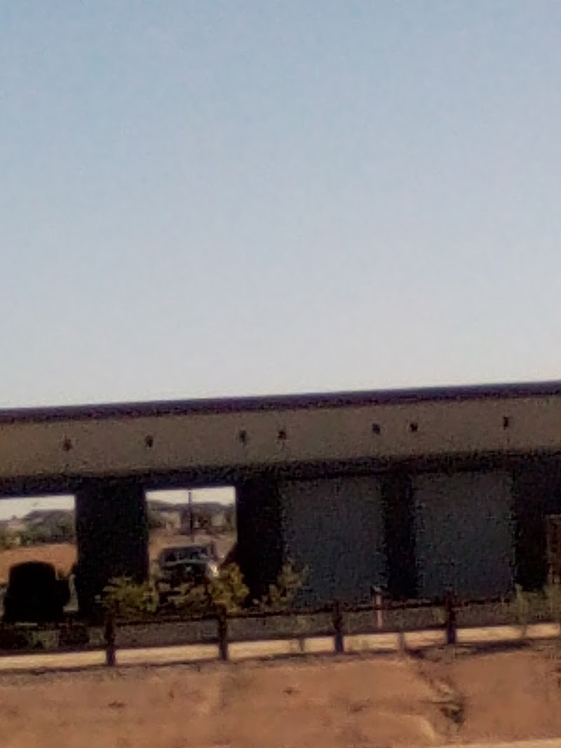 Santa Cruz Commerce Center image 2