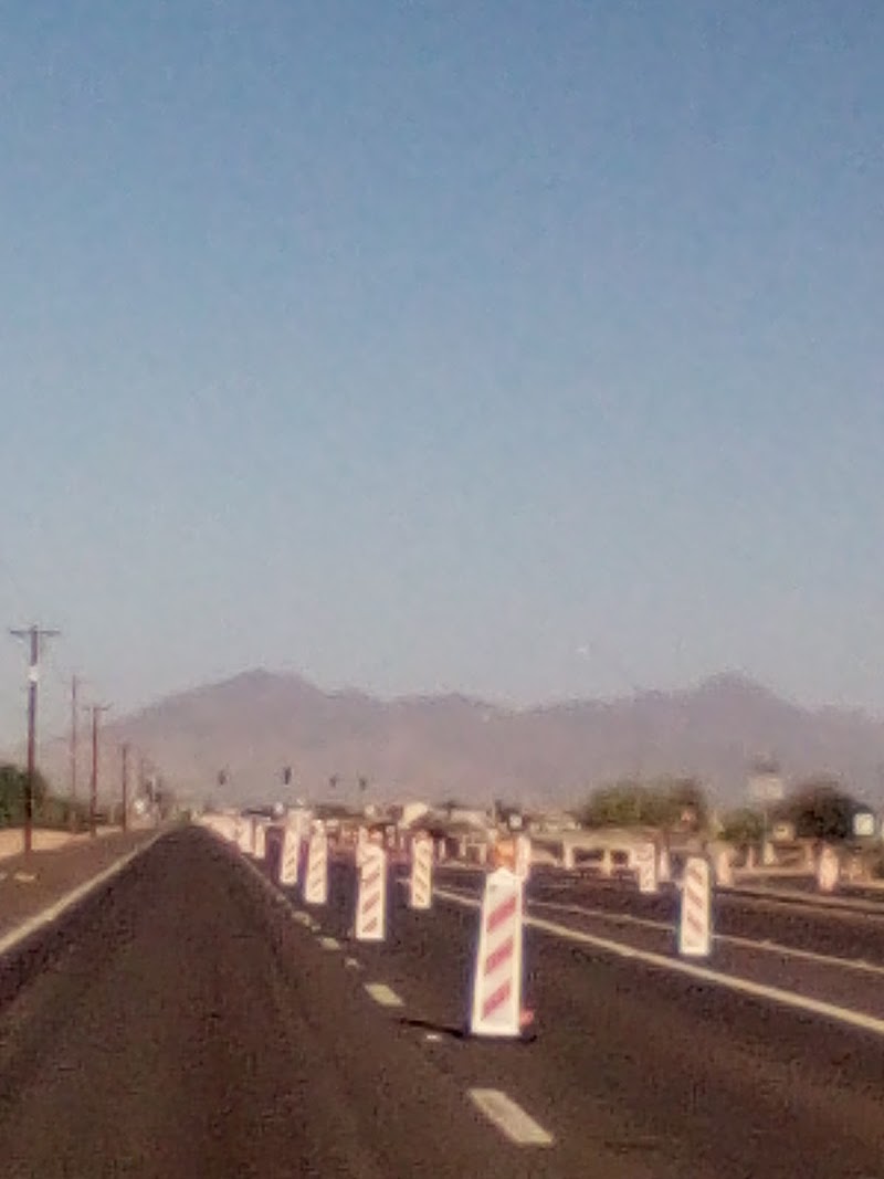 Santa Cruz Commerce Center image 5