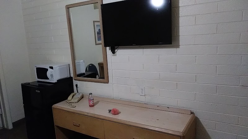 Grande Vista Motel image 5