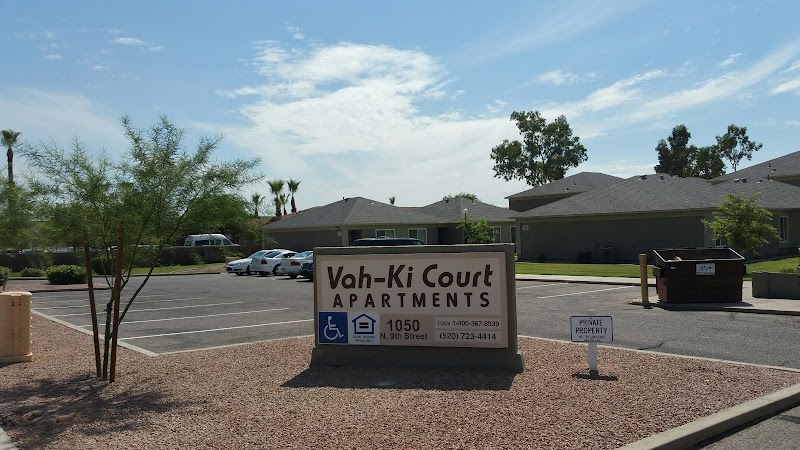 Vah-Ki Court Apartments image 3