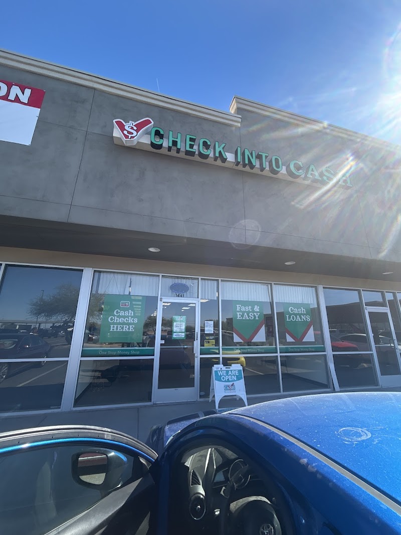 Check Into Cash image 3