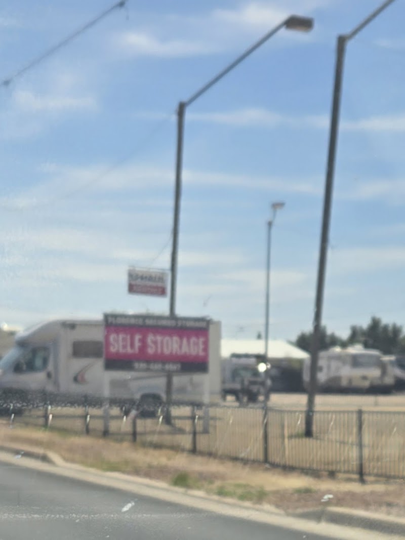 U-Haul Neighborhood Dealer image 1