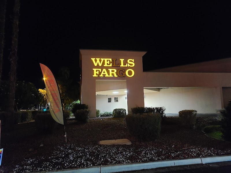 Wells Fargo Bank Gallery Image