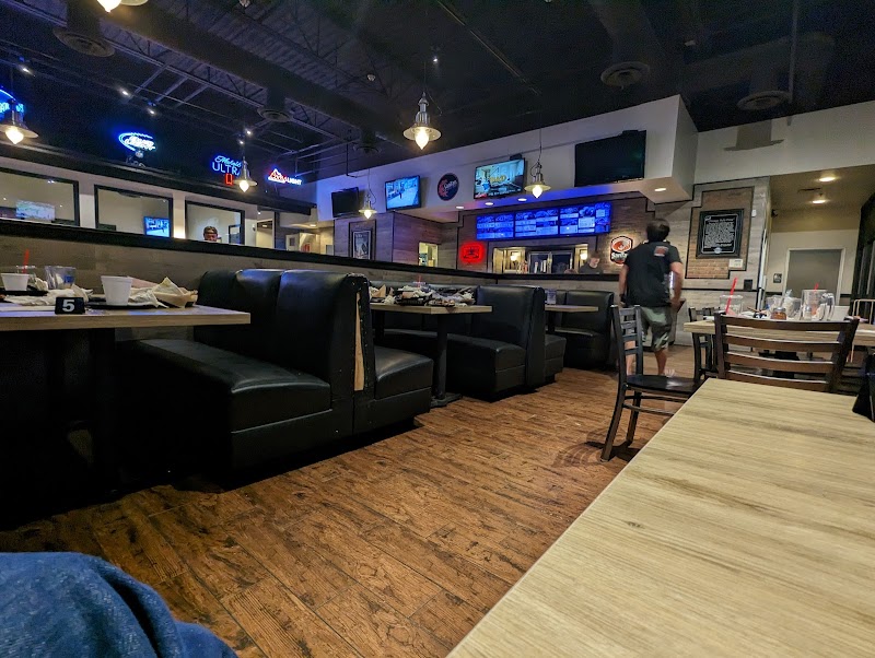 Barro's Pizza image 4