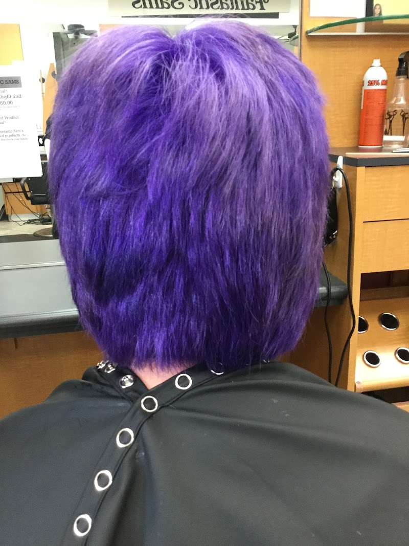 Fantastic Sams Cut &amp; Color of Chandler image 2