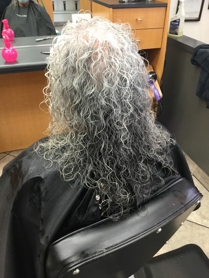 Fantastic Sams Cut &amp; Color of Chandler image 4