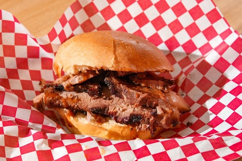 Tom's BBQ - Chandler image 4