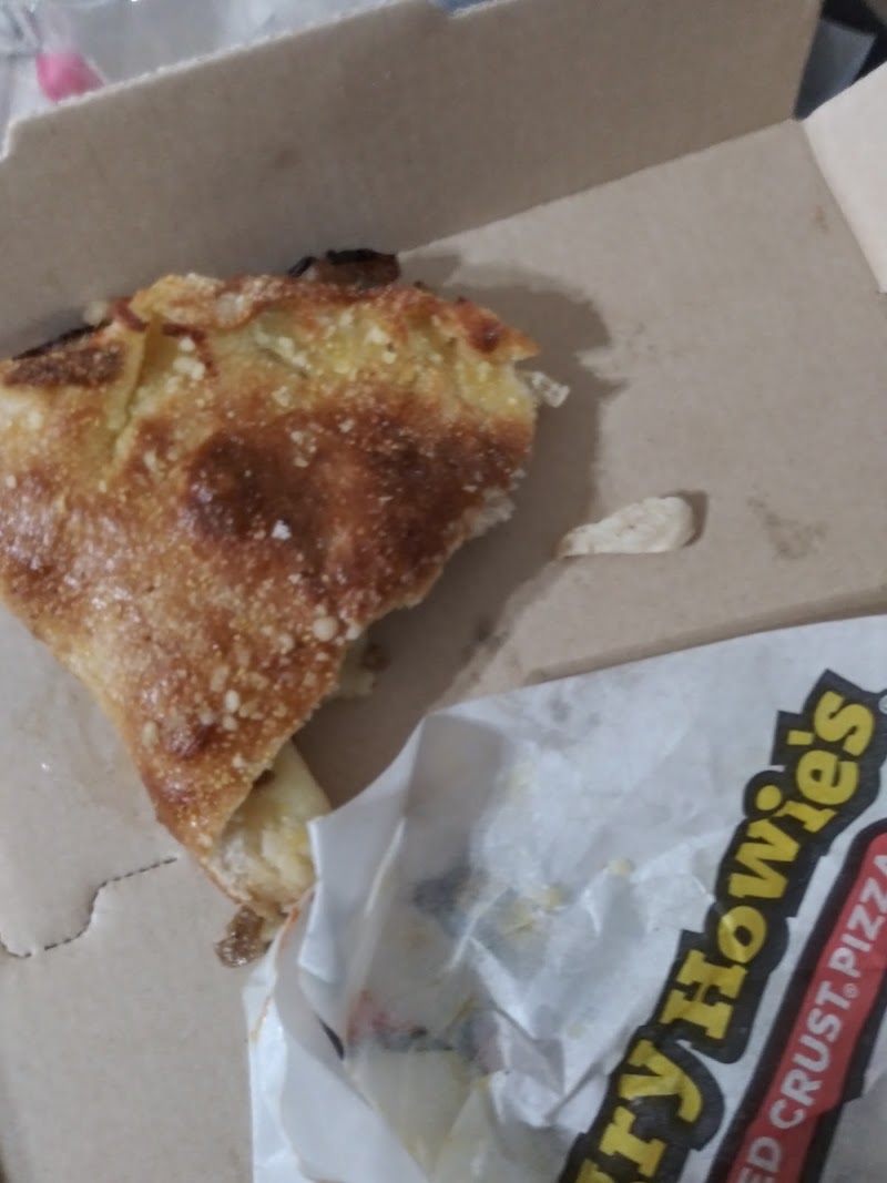 Hungry Howie's Pizza image 4