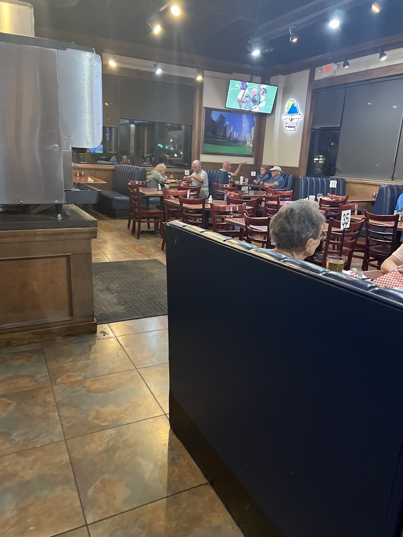 Barro's Pizza image 4