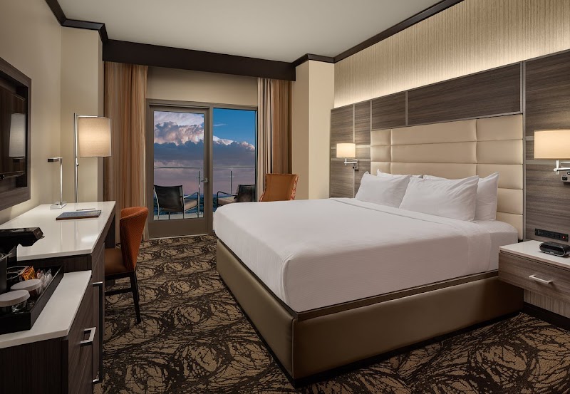 Gila River Resorts &amp; Casinos - Wild Horse Pass image 5