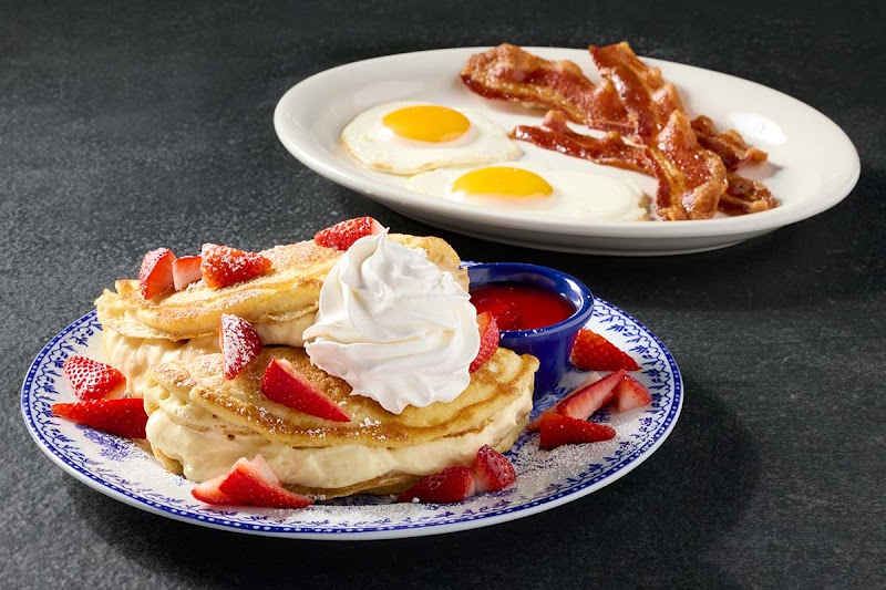 Cracker Barrel Old Country Store image 2