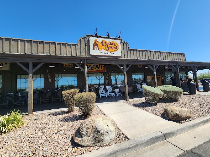 Cracker Barrel Old Country Store image 3