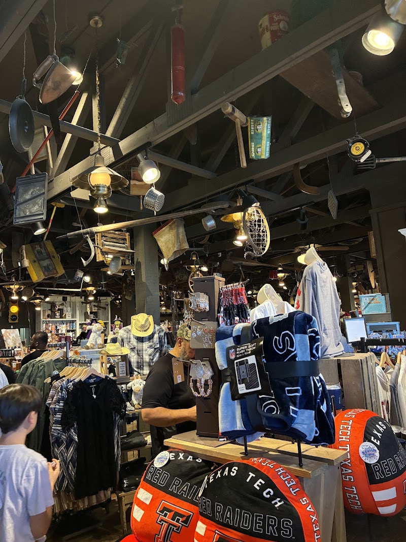 Cracker Barrel Old Country Store image 5