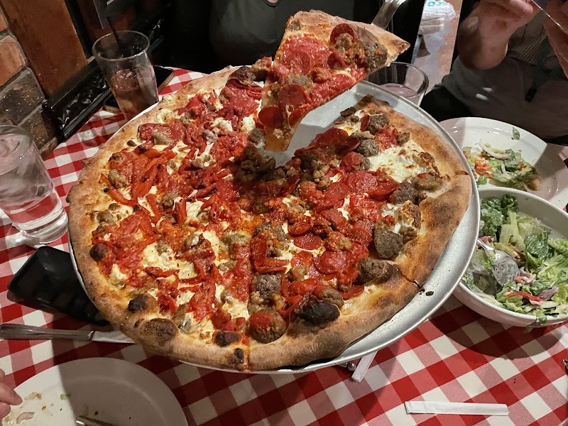 Grimaldi's Pizzeria image 3
