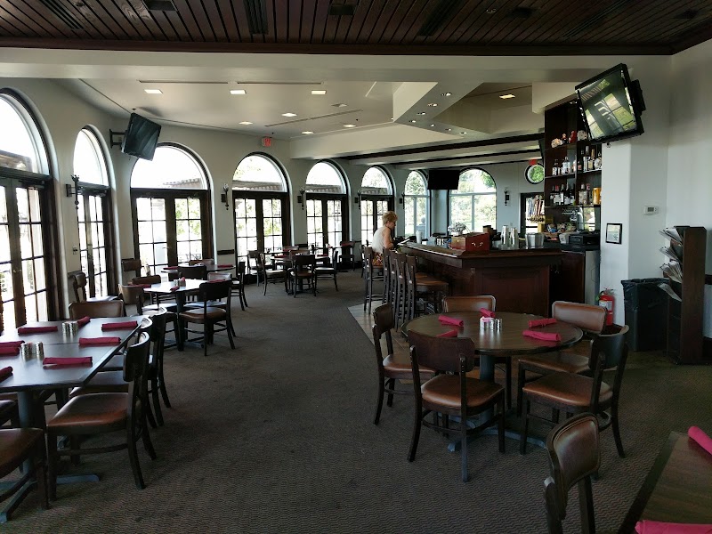 Raven Golf Club image 3