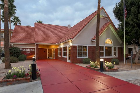 Residence Inn by Marriott Phoenix Chandler/Fashion Center image 5