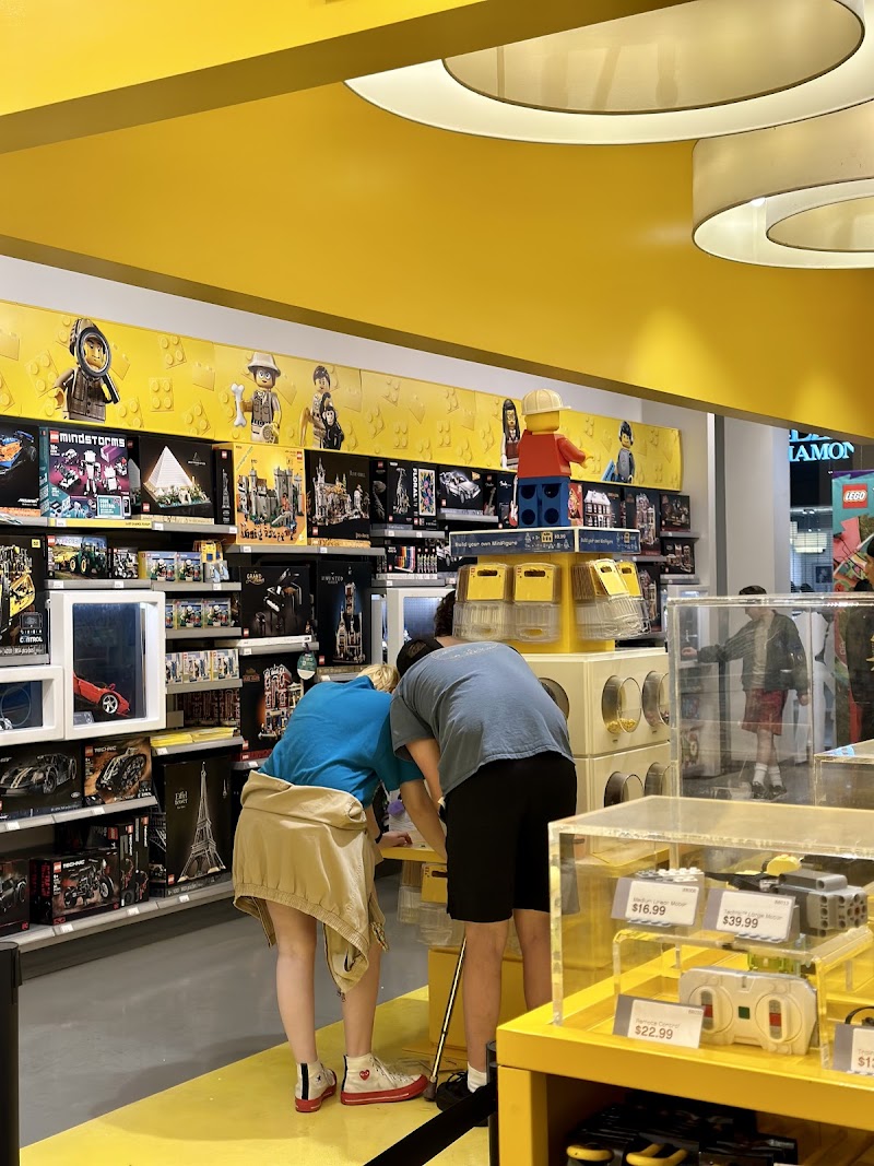 The LEGO® Store Chandler Fashion Center image 4