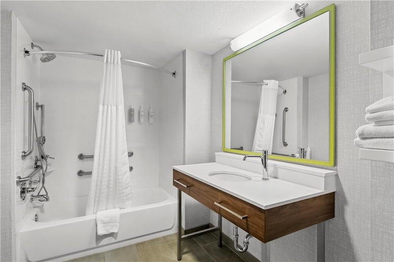 Hampton Inn &amp; Suites Phoenix/Gilbert image 4