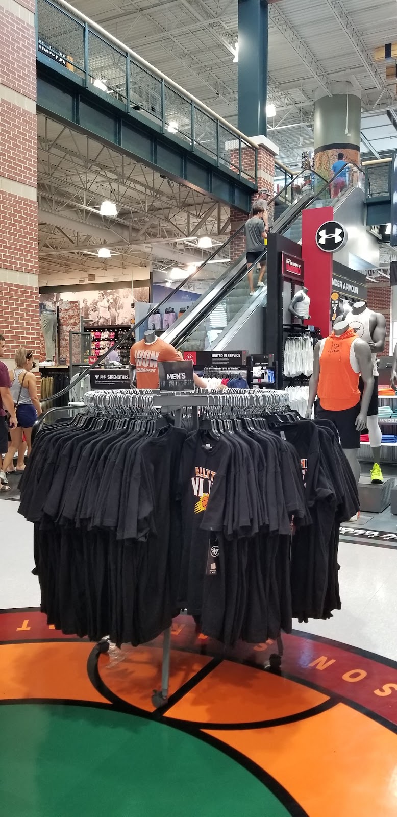 DICK'S Sporting Goods image 5