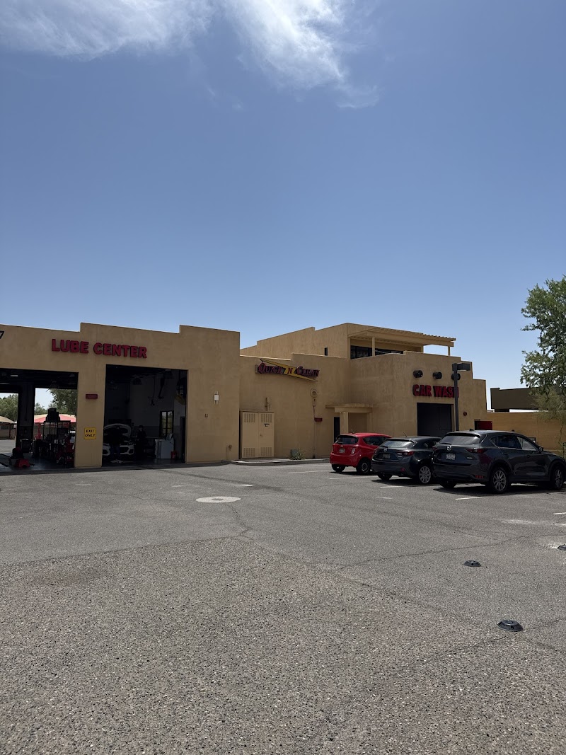 Quick N Clean Car Wash Gallery Image