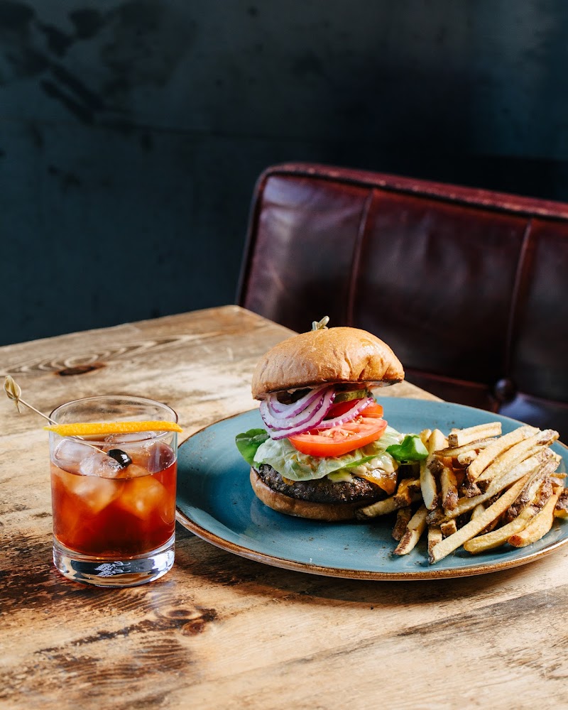 Blue Hound Kitchen &amp; Cocktails image 3