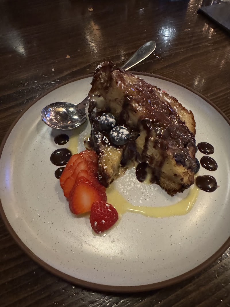 Blue Hound Kitchen &amp; Cocktails image 4