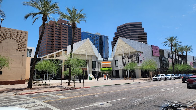 AMC Arizona Center 24 image 4