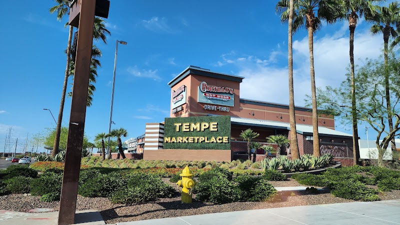 Portillo's Tempe image 1