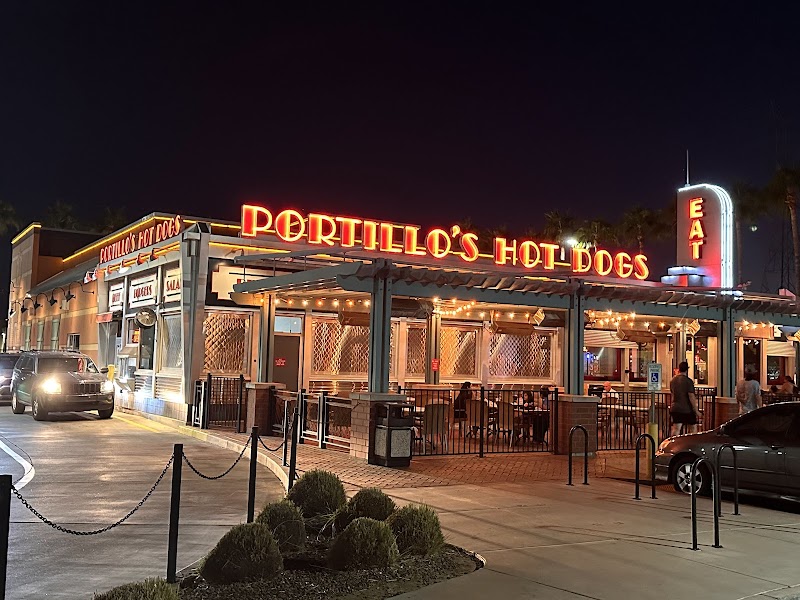 Portillo's Tempe image 4