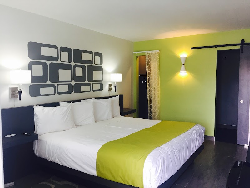 University Inn Tempe/ASU image 1