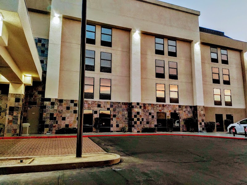 Plus Mesa Hotel image 1