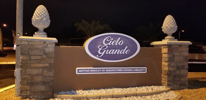 Cielo Grande Mobile Home Park image 5