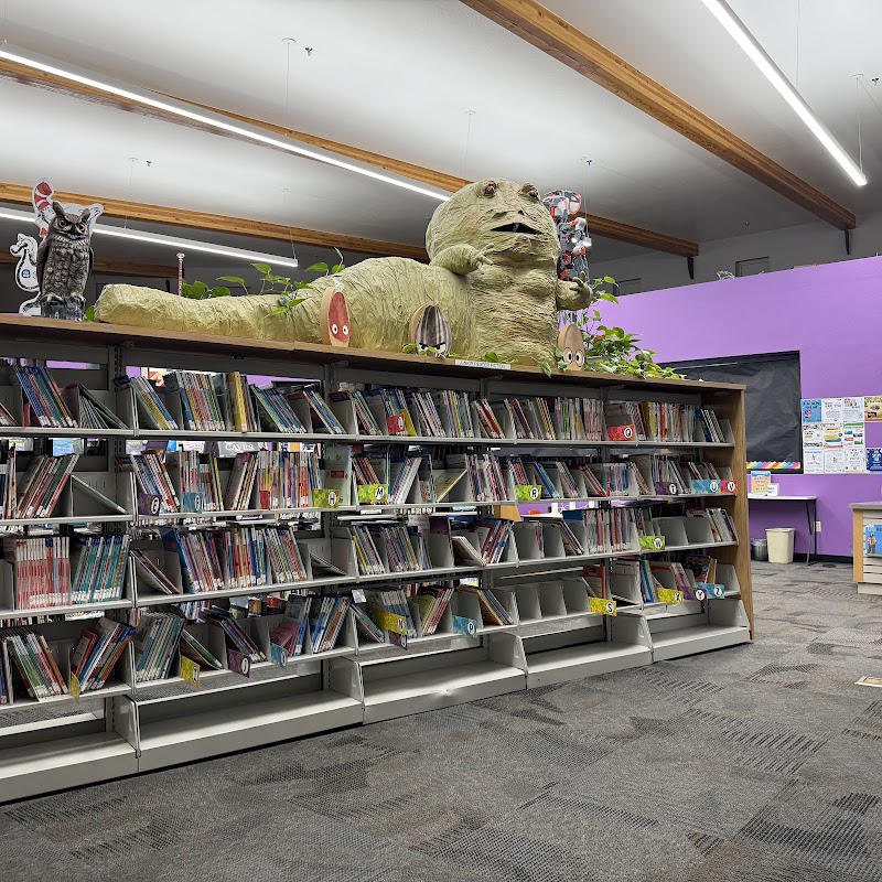 Apache Junction Public Library image 5