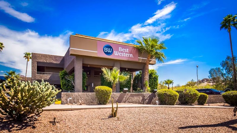 SureStay InnSuites Phoenix Hotel &amp; Suites by Best Western image 1