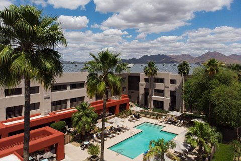 Courtyard by Marriott Scottsdale North image 1