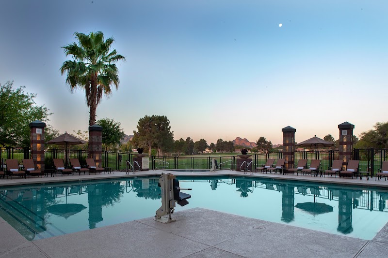 Embassy Suites by Hilton Phoenix Scottsdale image 3