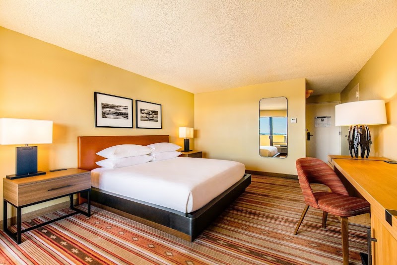 Hyatt Place Scottsdale/Old Town image 2