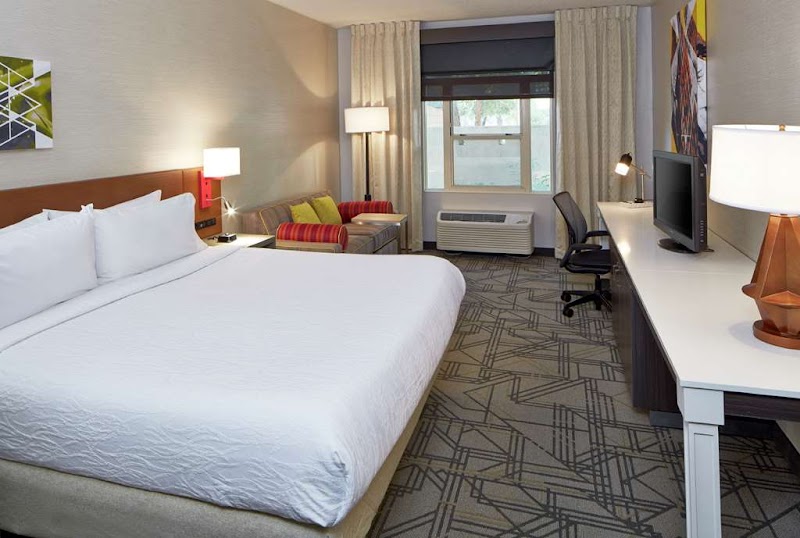 Hilton Garden Inn Scottsdale Old Town Gallery Image