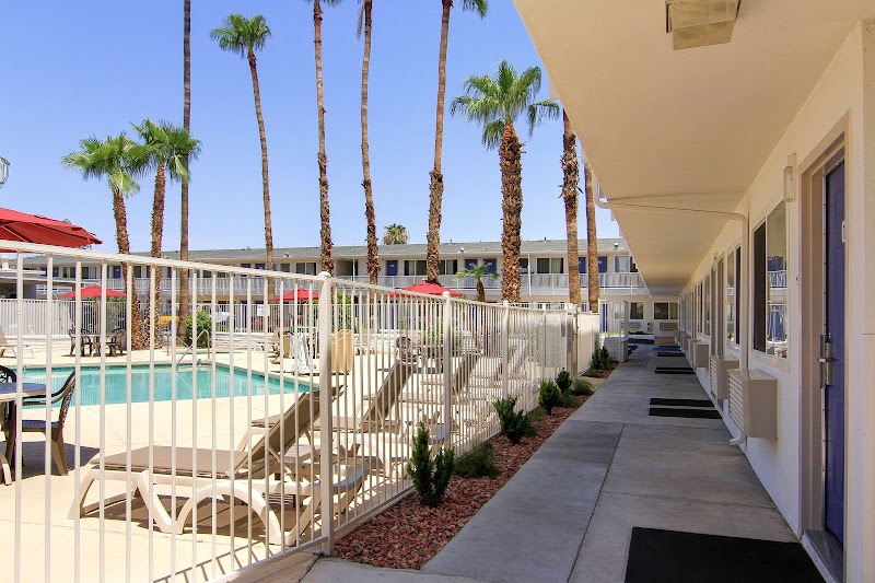 Motel 6 Scottsdale, AZ - Old town Scottsdale/Fashion Square image 1