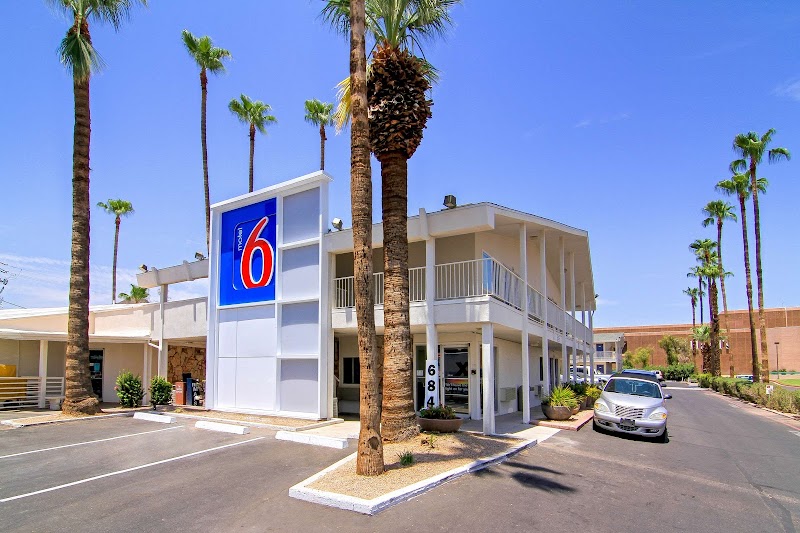 Motel 6 Scottsdale, AZ - Old town Scottsdale/Fashion Square image 5