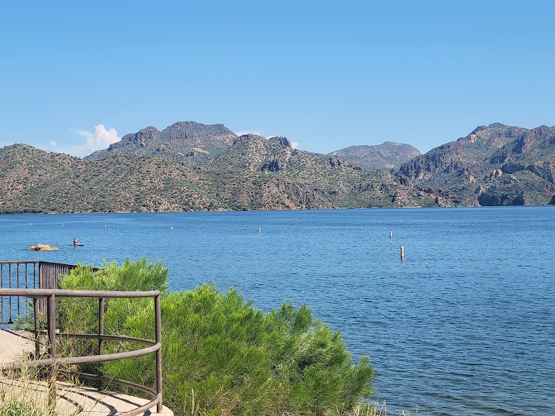 Saguaro Lake Public Boat Ramp image 3