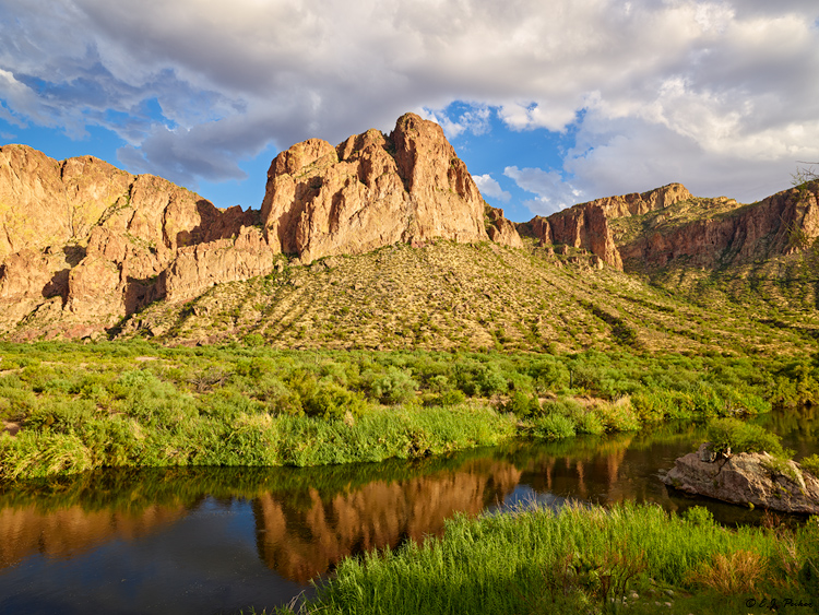 Goldfield Mountains Cliff Wall image 1