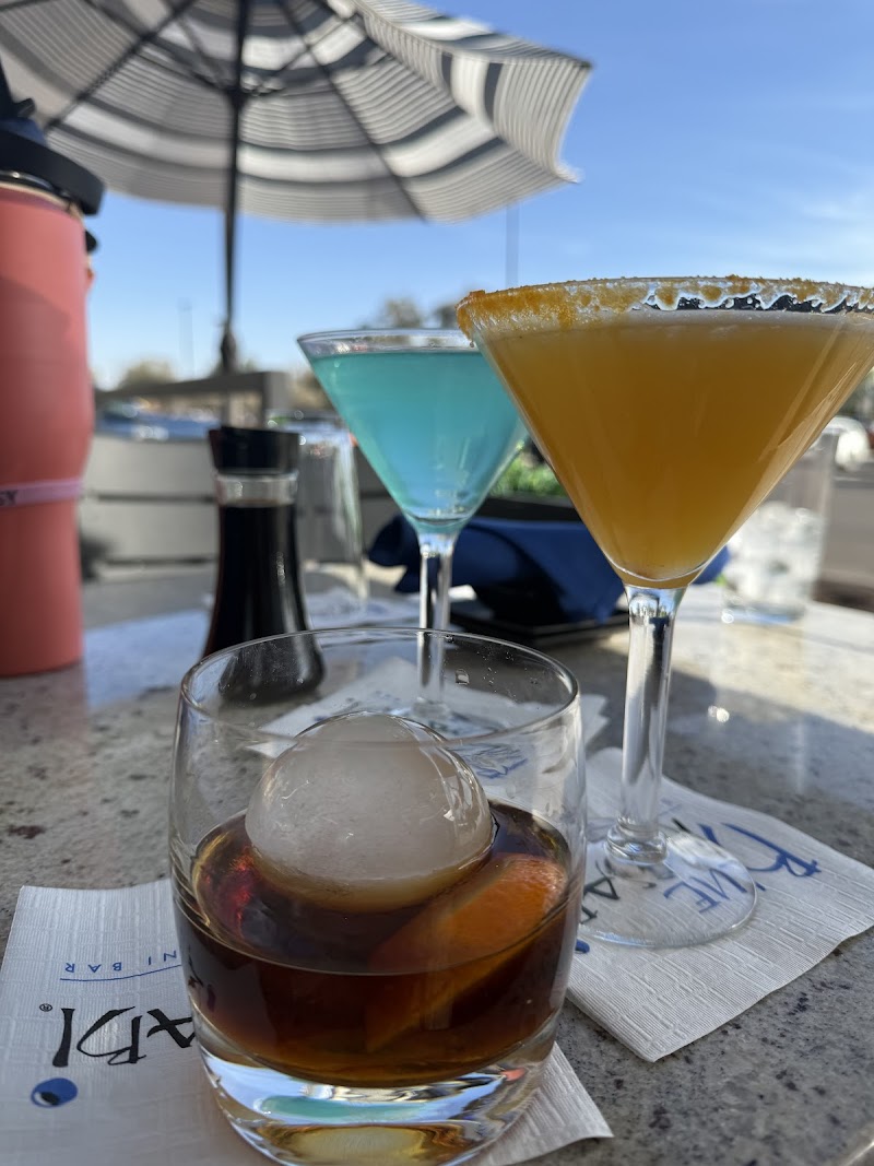 Blue Wasabi Sushi and Martini Bar image 4