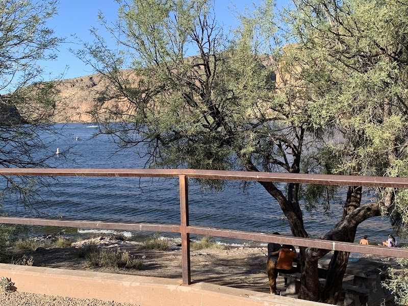 Canyon Lake Parking image 3