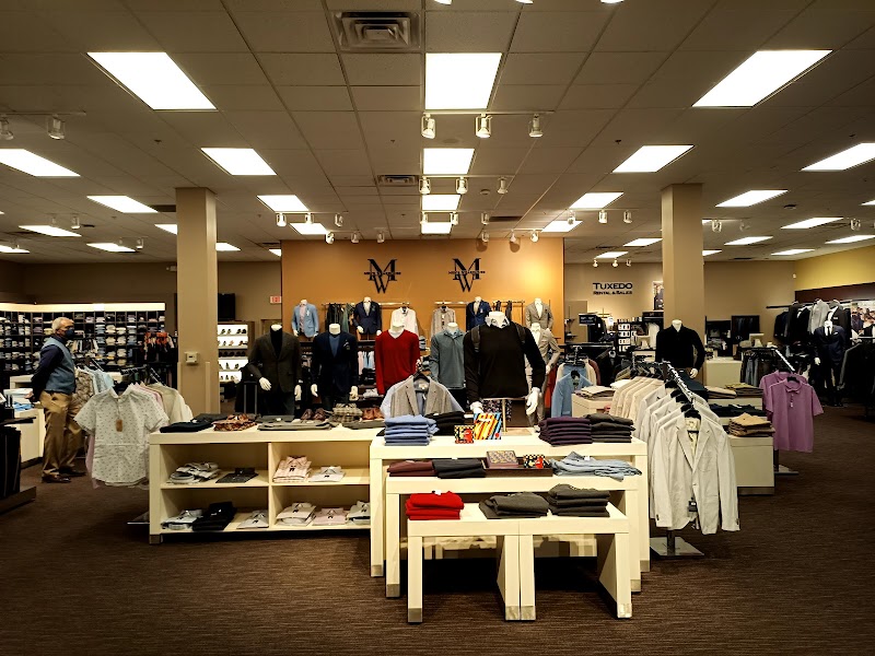 Men's Wearhouse image 2