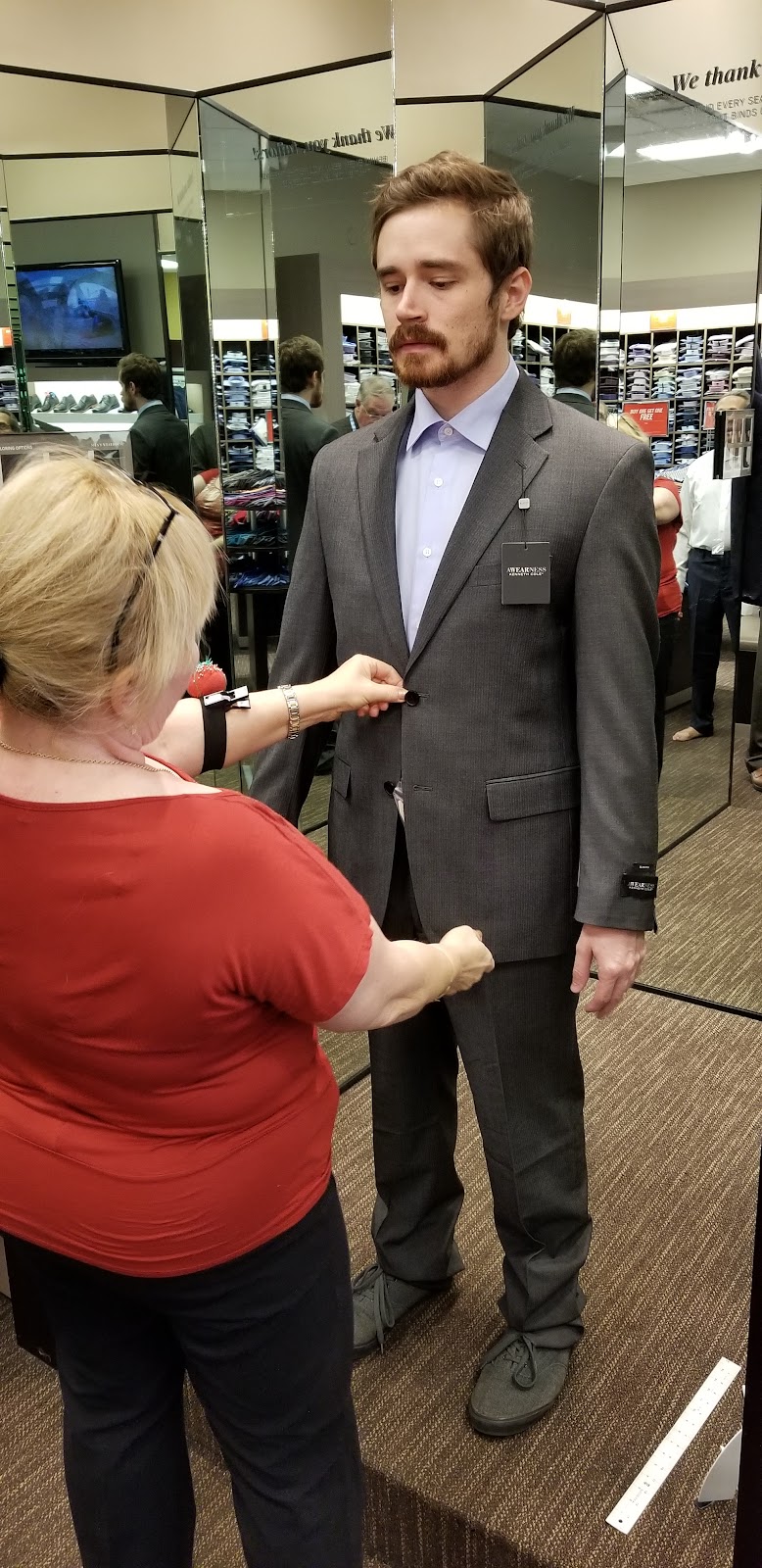 Men's Wearhouse image 3