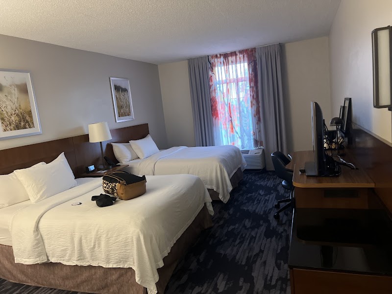 Budget Inn St. Petersburg image 2