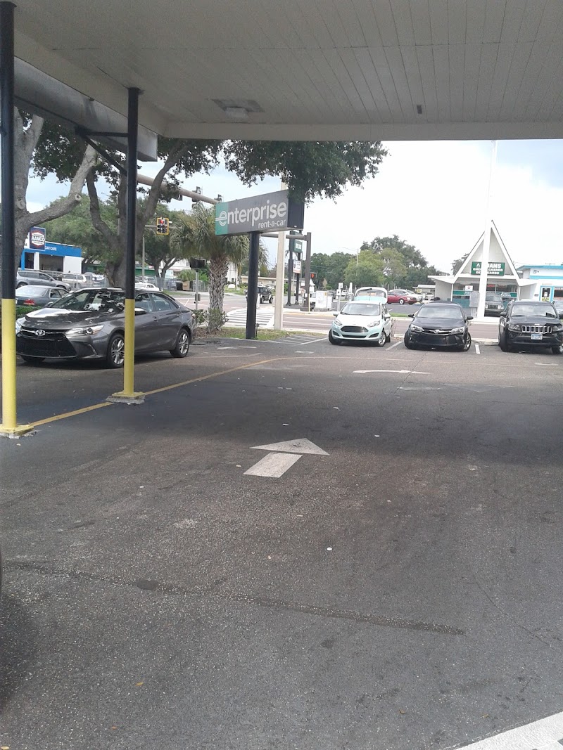 Enterprise Rent-A-Car image 2
